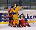 Drbek v souboji se Sochorkem a Hemanem se jen dr za hlavu |  autor: Monika Novotn (Kerka)
